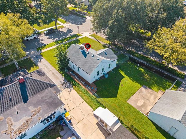 1106 MINAHAN STREET, Green Bay, WI 54303