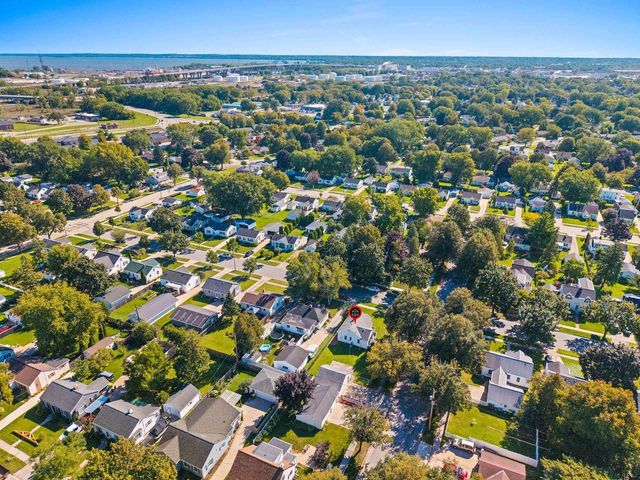 1106 MINAHAN STREET, Green Bay, WI 54303