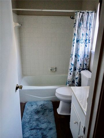 830 Cliff Dr 13, Portland, TX 78374