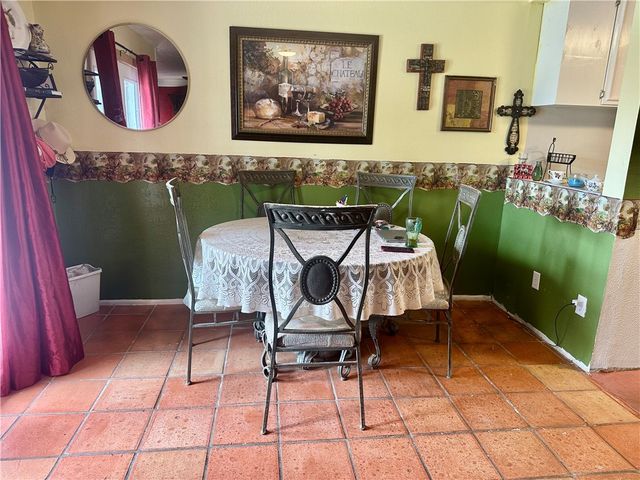 830 Cliff Dr 13, Portland, TX 78374