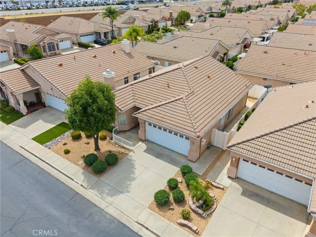 27927 Blaze Lane, Sun City, CA 92585