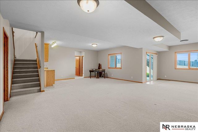 8345 S 65th Street, Lincoln, NE 68516