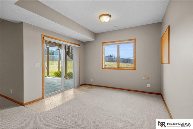 8345 S 65th Street, Lincoln, NE 68516