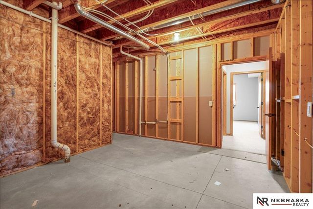 8345 S 65th Street, Lincoln, NE 68516