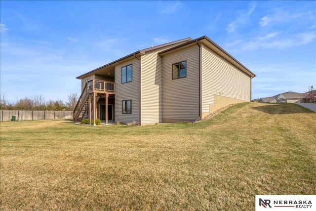 8345 S 65th Street, Lincoln, NE 68516