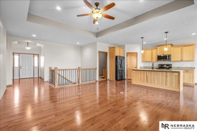 8345 S 65th Street, Lincoln, NE 68516