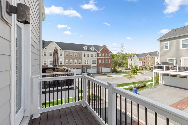 302 BEVINGTON ST, Middle River, MD 21220
