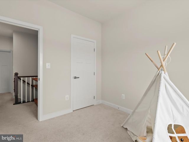 302 BEVINGTON ST, Middle River, MD 21220
