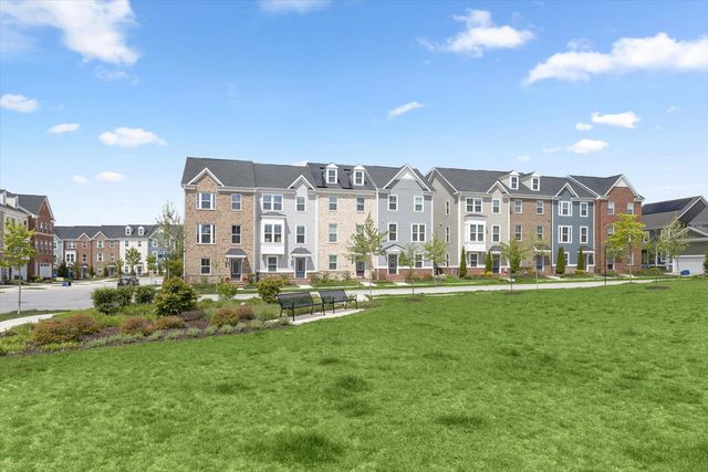 302 BEVINGTON ST, Middle River, MD 21220