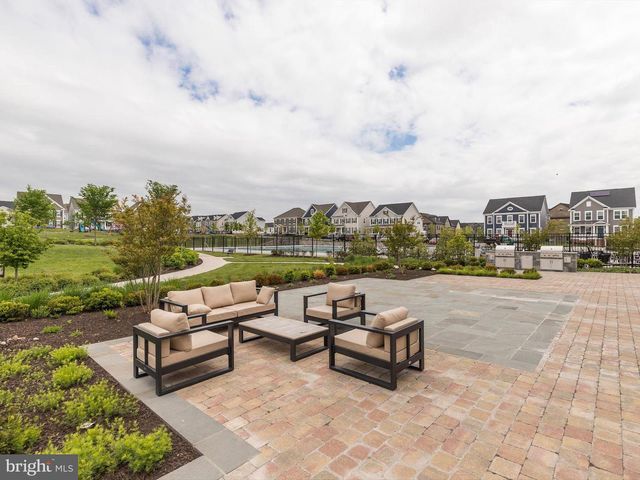 302 BEVINGTON ST, Middle River, MD 21220