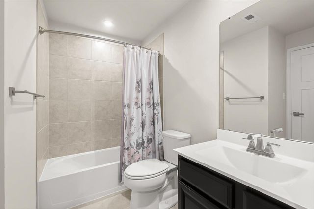 302 BEVINGTON ST, Middle River, MD 21220