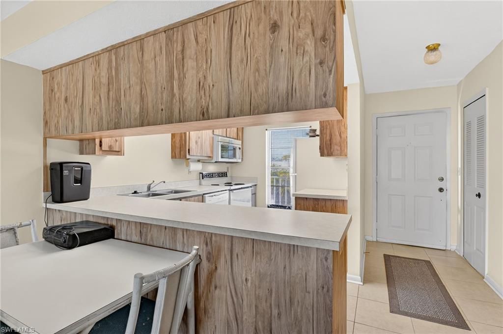 16031 Dublin CIR 204, FORT MYERS, FL 33908 — photo 5