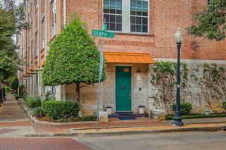 2335 Worthington Street, Dallas, TX 75204
