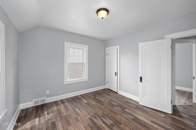 423 W Poinsetta Avenue, Toledo, OH 43612