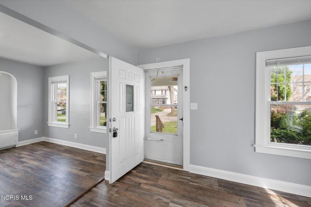 423 W Poinsetta Avenue, Toledo, OH 43612