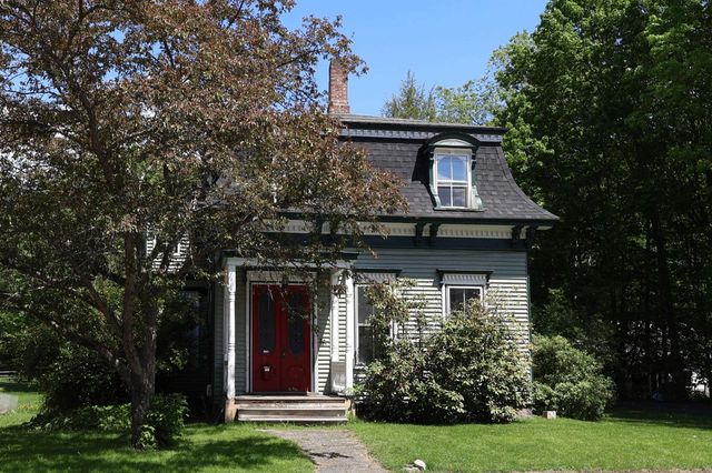 9 Shaw Street, Lebanon, NH 03766
