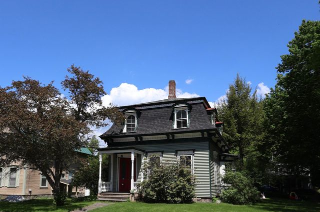 9 Shaw Street, Lebanon, NH 03766