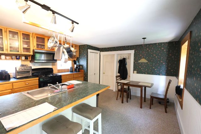 9 Shaw Street, Lebanon, NH 03766
