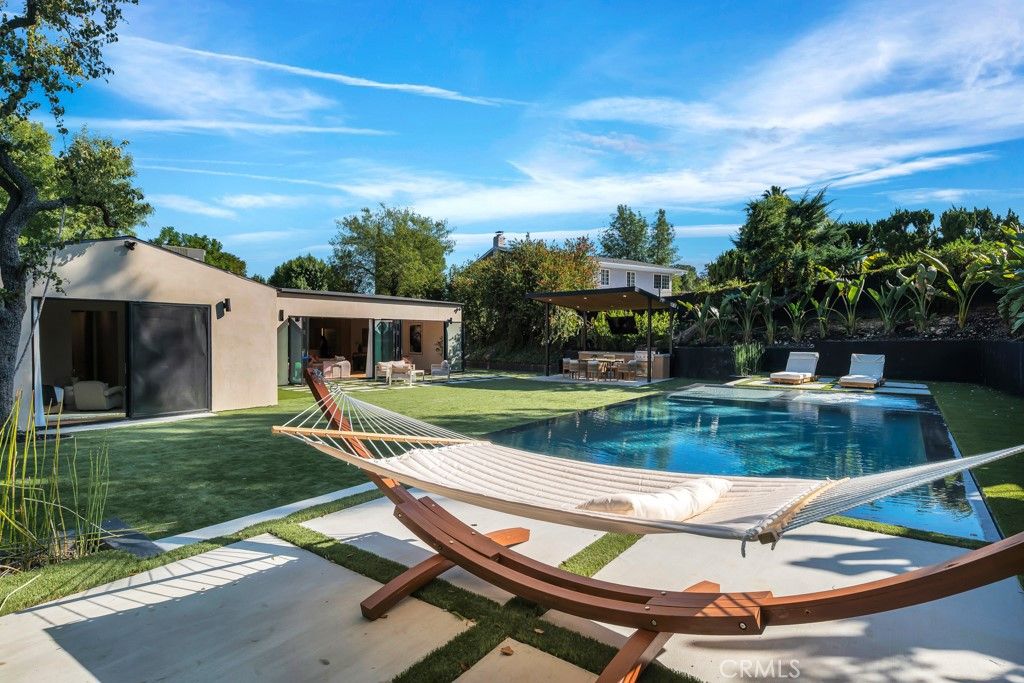 5551 Valerie Avenue, Woodland Hills, CA 91367 — photo 2