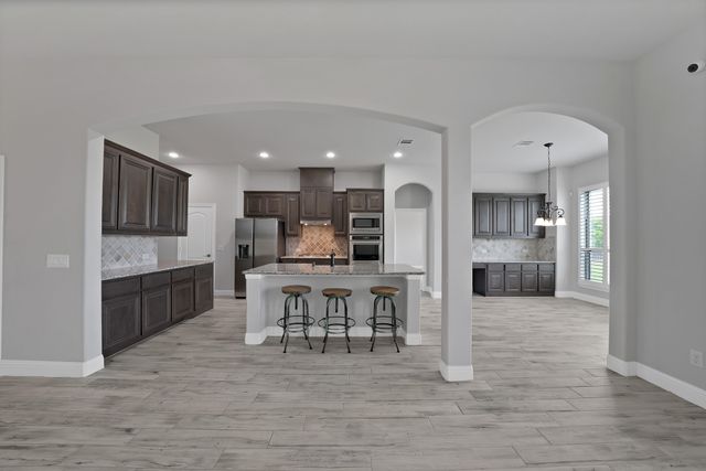 4701 Camp Verde Circle, Sherman, TX 75092