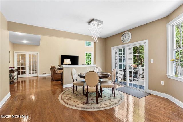 7 Highpoint Road, Holmdel, NJ 07733