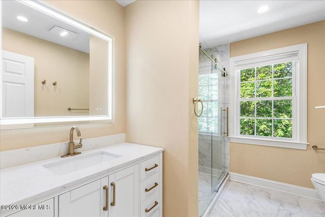 7 Highpoint Road, Holmdel, NJ 07733