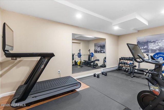 7 Highpoint Road, Holmdel, NJ 07733