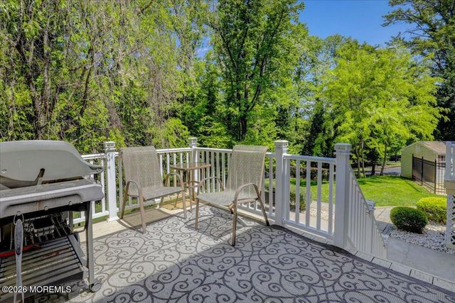 7 Highpoint Road, Holmdel, NJ 07733