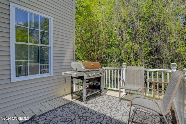 7 Highpoint Road, Holmdel, NJ 07733