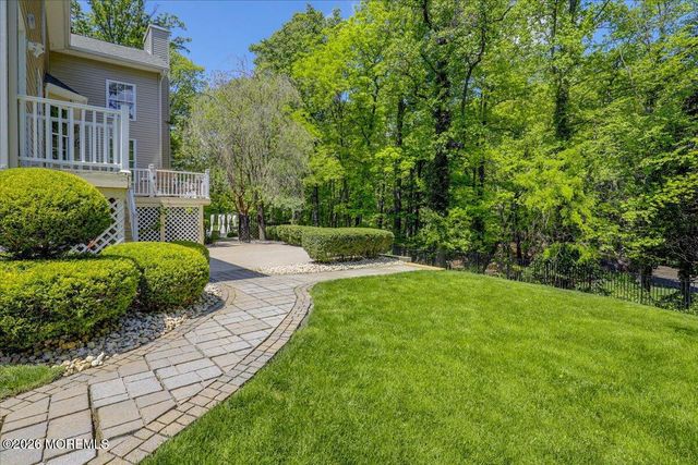 7 Highpoint Road, Holmdel, NJ 07733