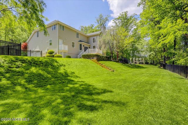 7 Highpoint Road, Holmdel, NJ 07733