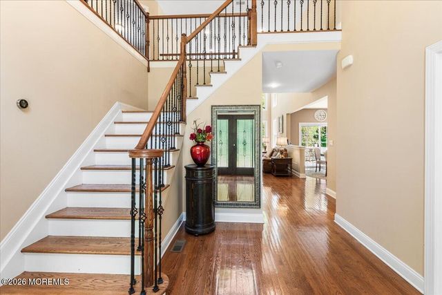 7 Highpoint Road, Holmdel, NJ 07733