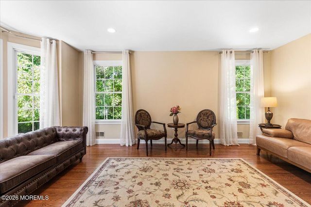 7 Highpoint Road, Holmdel, NJ 07733