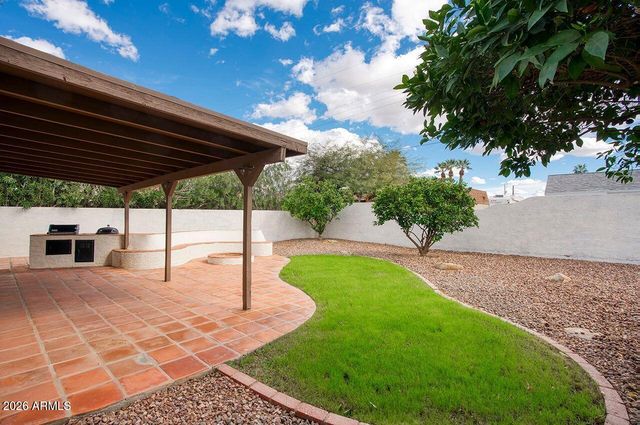 8701 E BONNIE ROSE Avenue, Scottsdale, AZ 85250