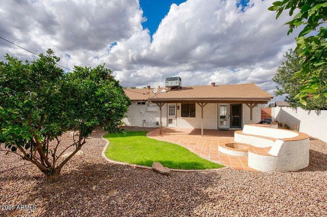 8701 E BONNIE ROSE Avenue, Scottsdale, AZ 85250