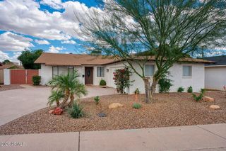 8701 E BONNIE ROSE Avenue, Scottsdale, AZ 85250
