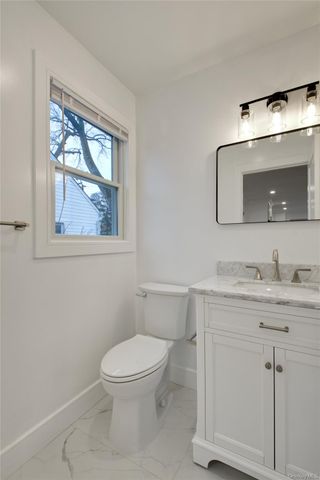 56 Kirkwood Road A, Port Washington, NY 11050
