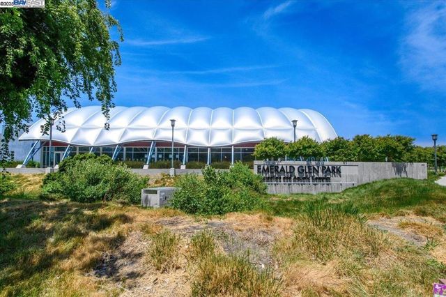 4682 Central Pkwy, Dublin, CA 94568