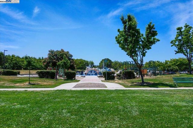 4682 Central Pkwy, Dublin, CA 94568