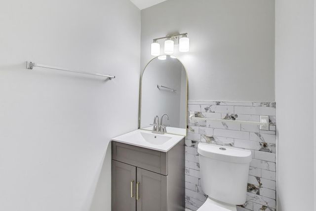 2345 185th Court 1, Lansing, IL 60438