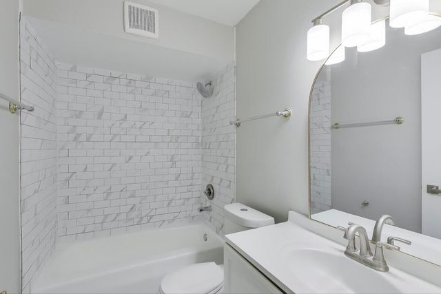 2345 185th Court 1, Lansing, IL 60438