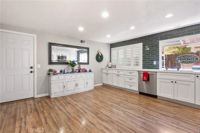 1850 Calle Las Palmas, Oceanside, CA 92056