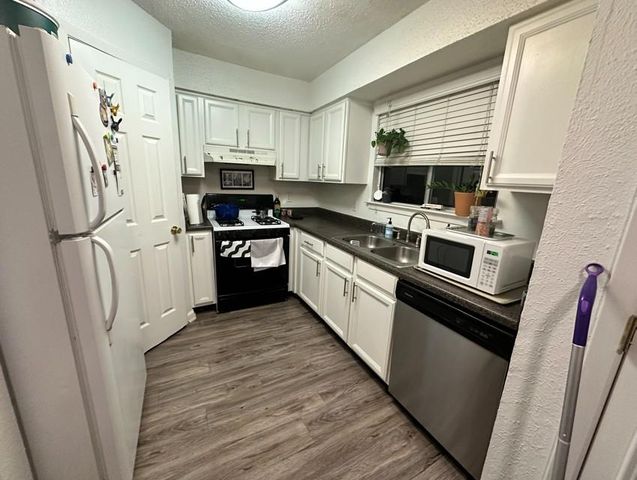 2005 Glen Allen ST 108, Austin, TX 78704