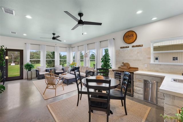 1134 Big Buck Road, Weimar, TX 78962