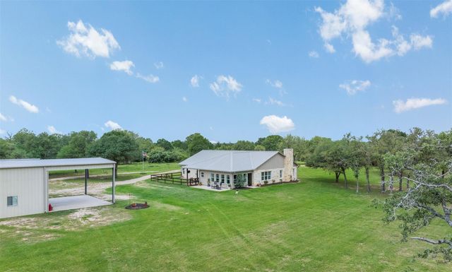 1134 Big Buck Road, Weimar, TX 78962