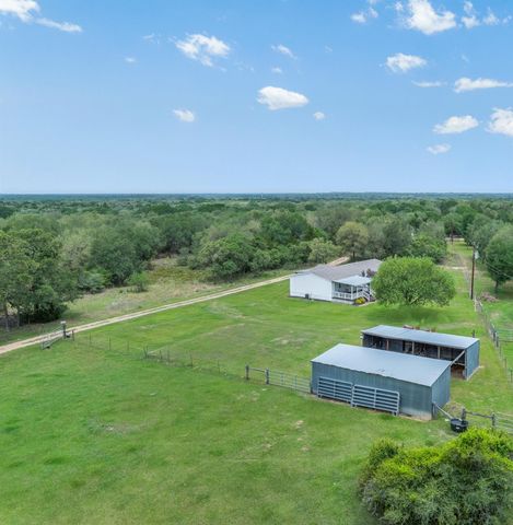 1134 Big Buck Road, Weimar, TX 78962