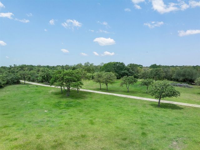 1134 Big Buck Road, Weimar, TX 78962