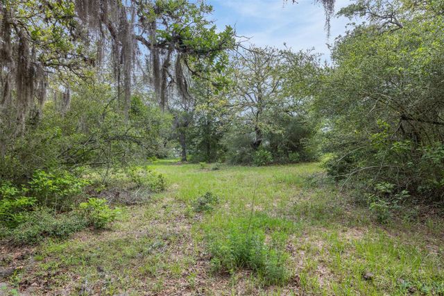 1134 Big Buck Road, Weimar, TX 78962