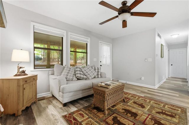 94 Winding Way, Jasper, GA 30143