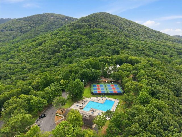 94 Winding Way, Jasper, GA 30143